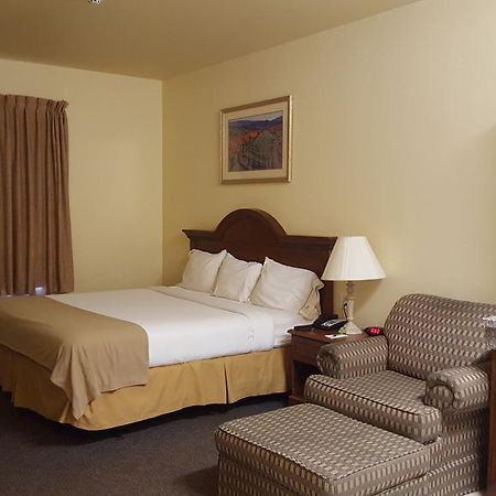 Reddy Hotel Plainview Экстерьер фото
